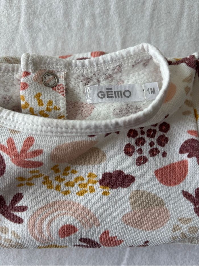 Pyjama 1 mois - photo numéro 3