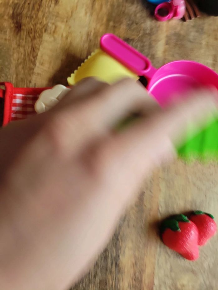 Lot en vrac dînette avec poile ravioli fraise poireau choux etc - photo numéro 9