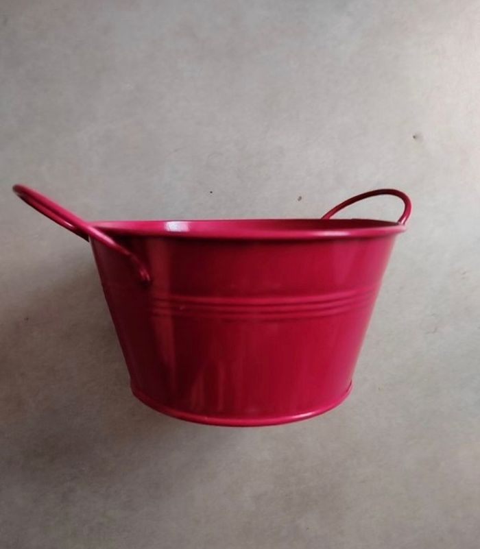 Seau en zinc fuschia - photo numéro 2