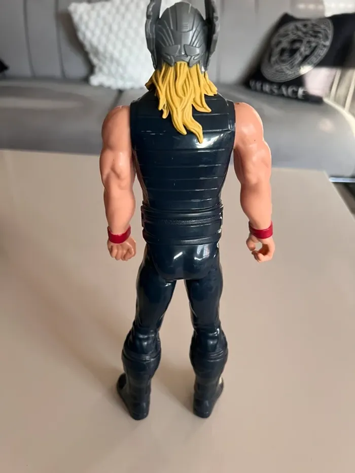 Thor – Figurine Marvel Legends 30 cm – Édition Rétro 2016 - photo numéro 2