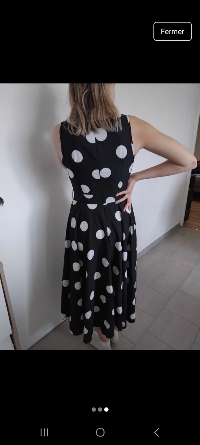 Jolie robe taille 36 - photo numéro 3