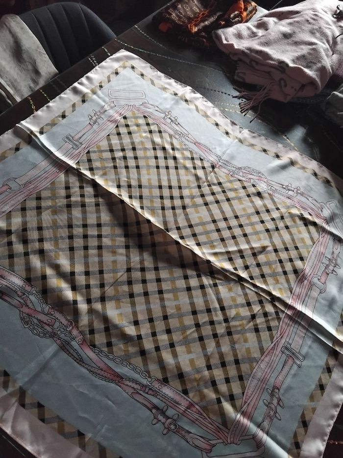 Carré etole rose - photo numéro 7