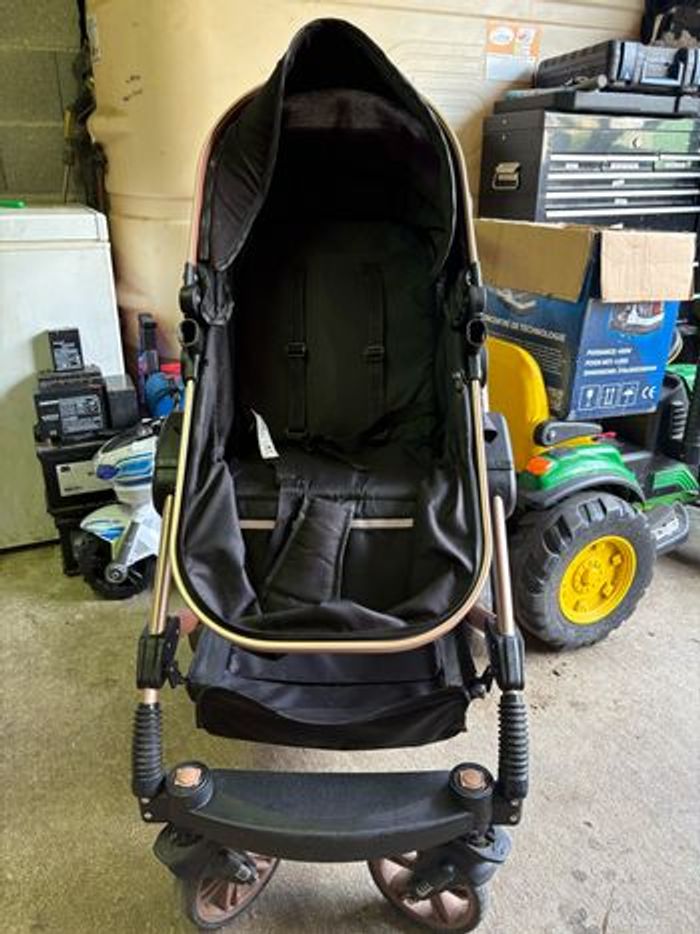 Poussette - photo numéro 3