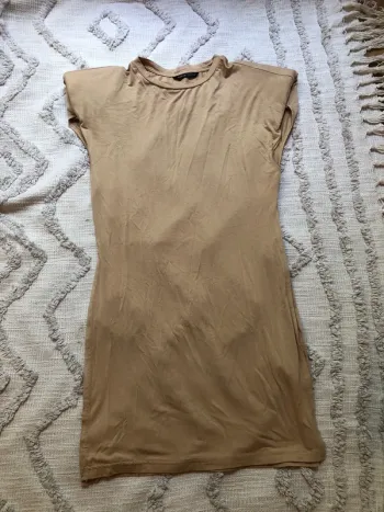 T-shirt a epaulettes beige taille 36