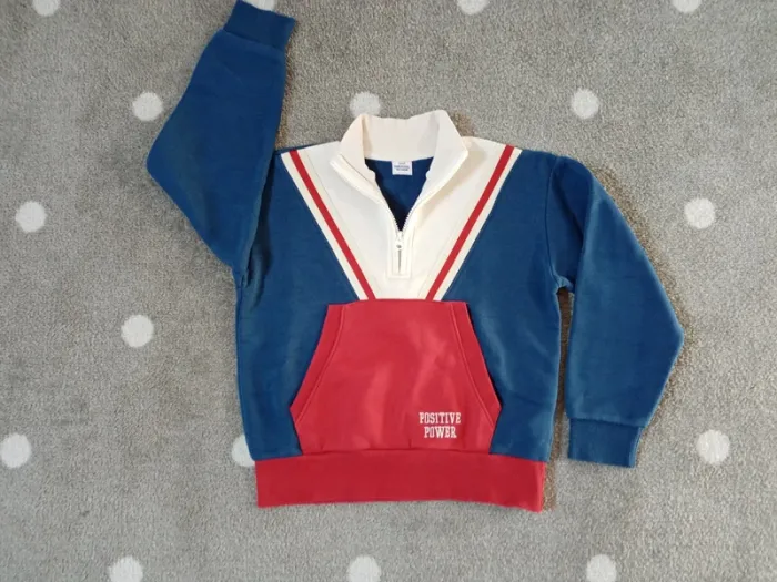 Tao. Sweat col zippé