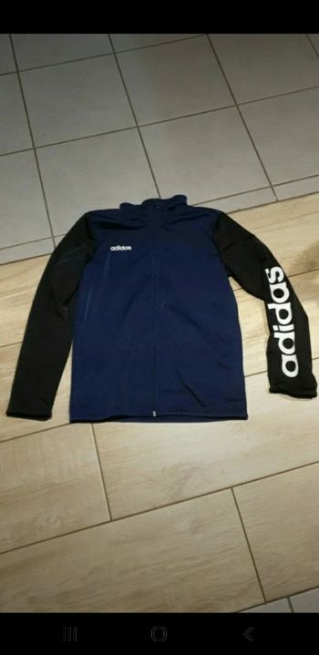 Veste de sport Adidas superstar état 11/12 ans