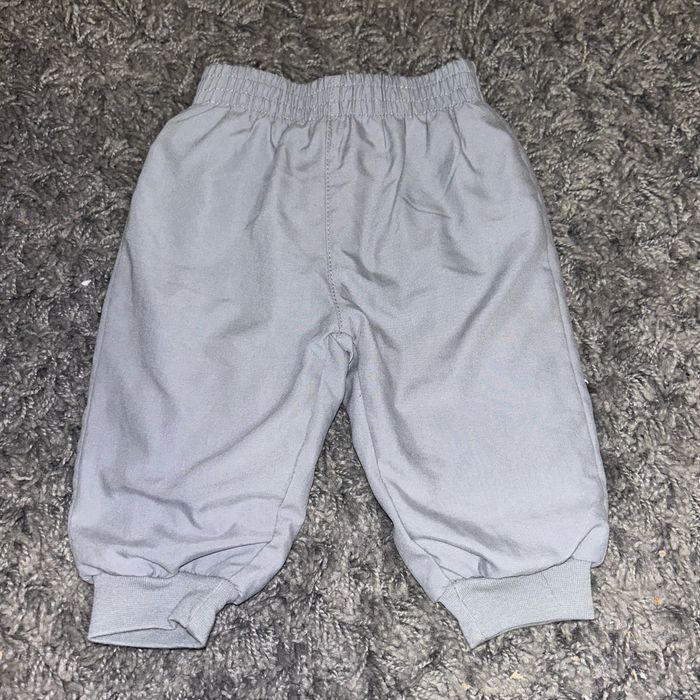 Pantalon type parachute