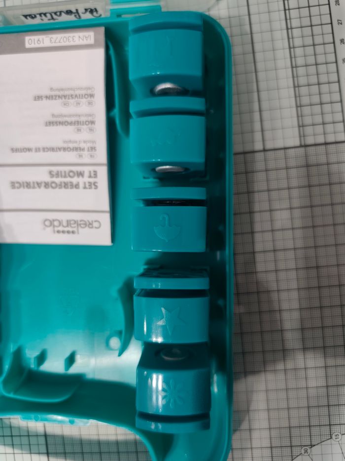 Set perforatrice et motifs crelando - photo numéro 2