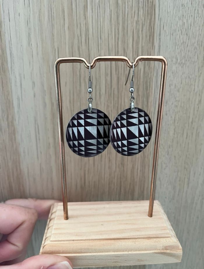 Boucles d'oreilles noir et argenté