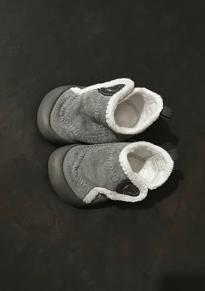 Chaussons souples antidérapants bébé - Taille 20