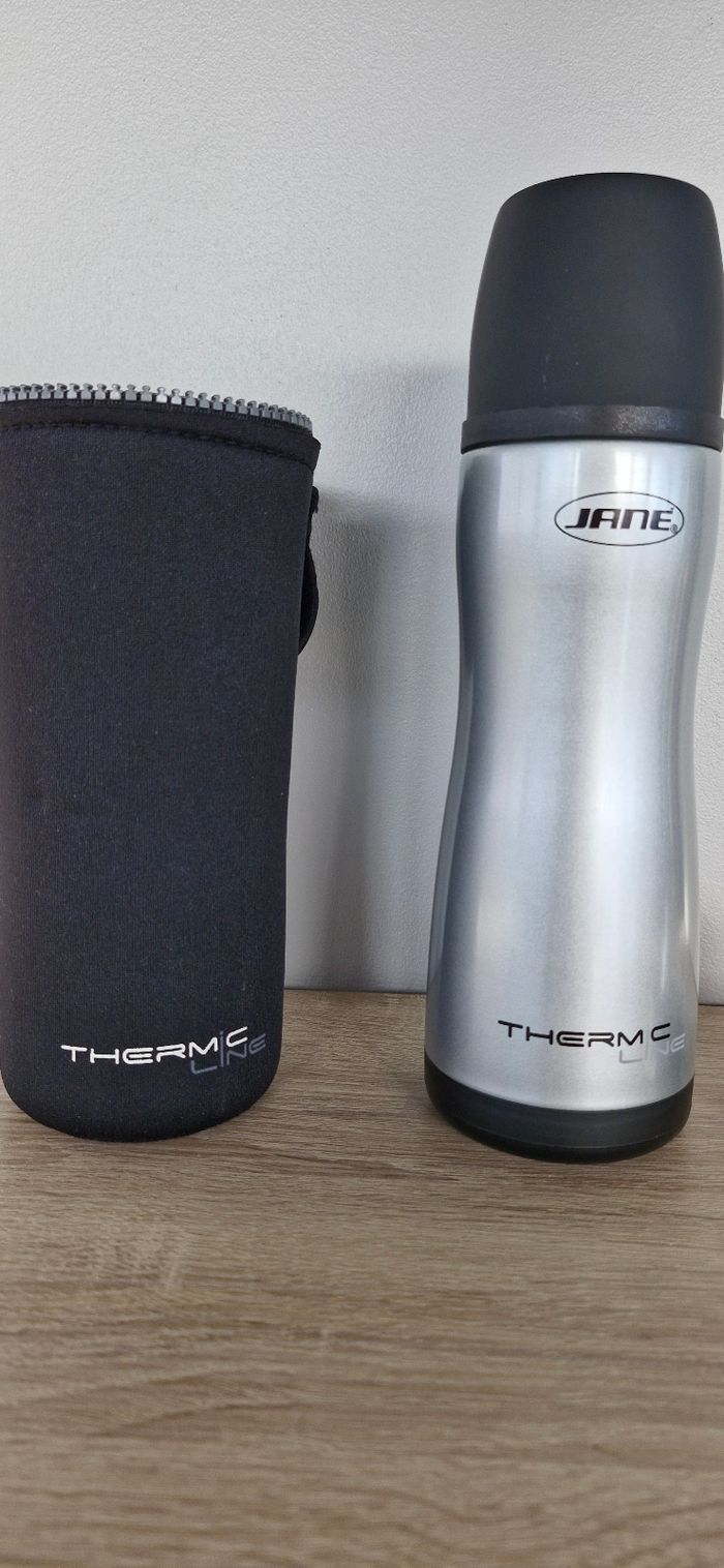 Biberon isotherme Jane 300mL neuf avec sa housse - photo numéro 4