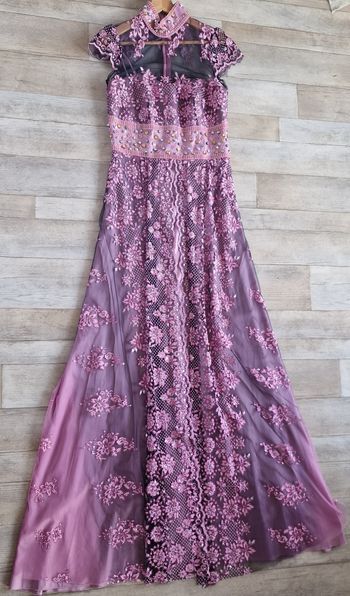 Robe orientale brodée rose & noir ✨ strass et perles – sur mesure T34/36 – pièce unique