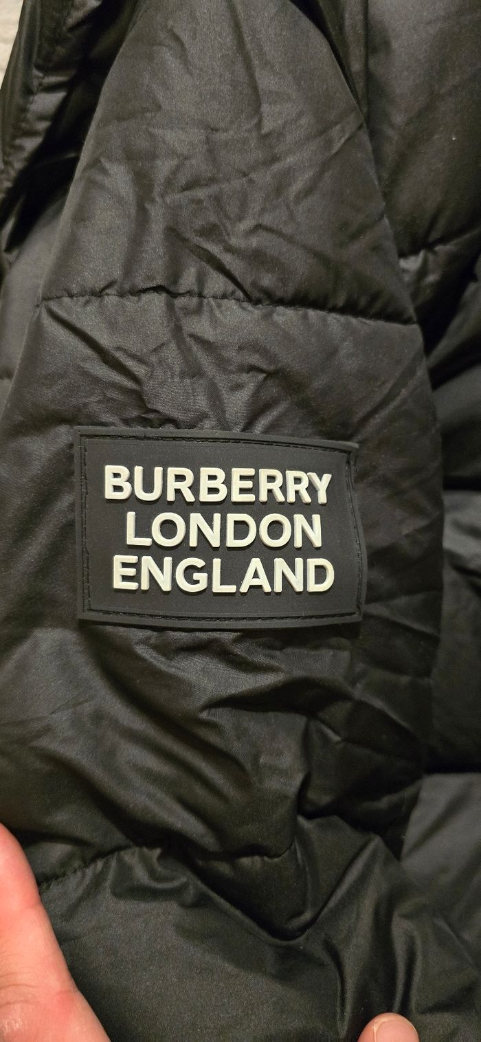 Doudoune Burberry taille L - photo numéro 2