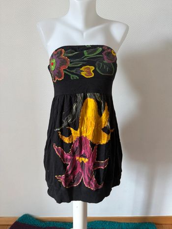 Robe bustier desigual en bon état taille M