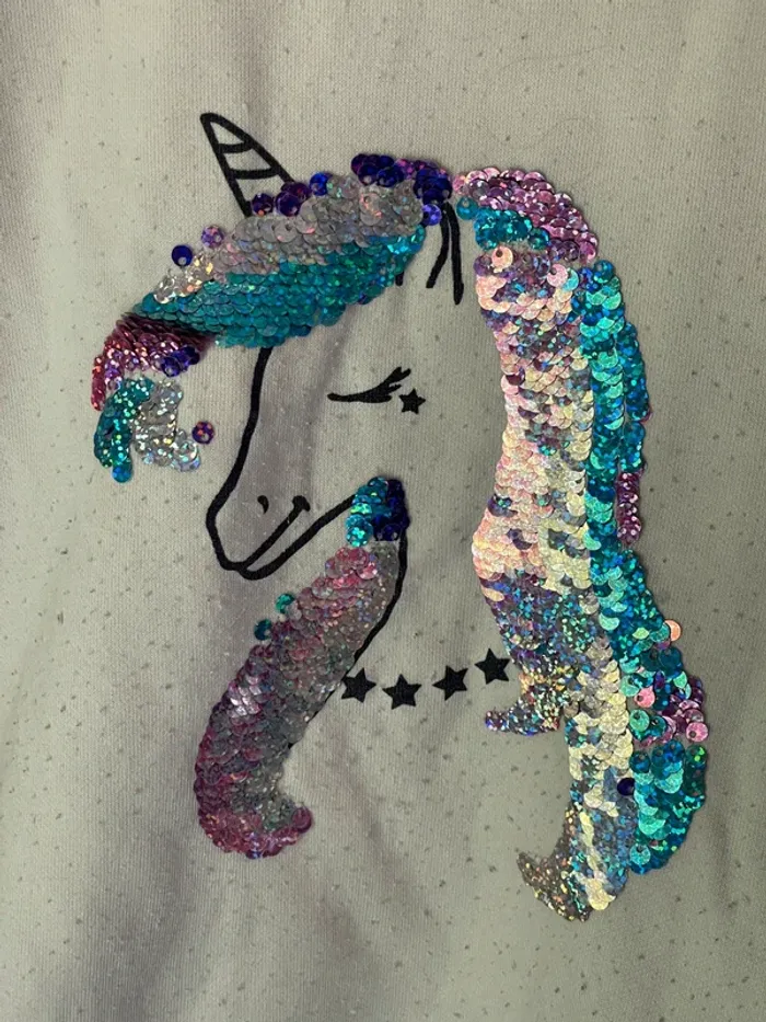Sweat licorne 10 ans - photo numéro 3