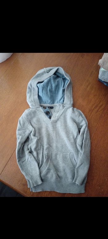 Pull à capuche