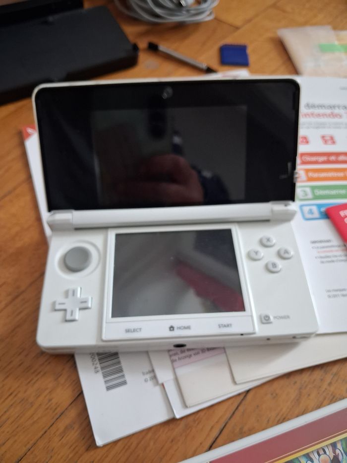 Console Nintendo 3DS - photo numéro 2