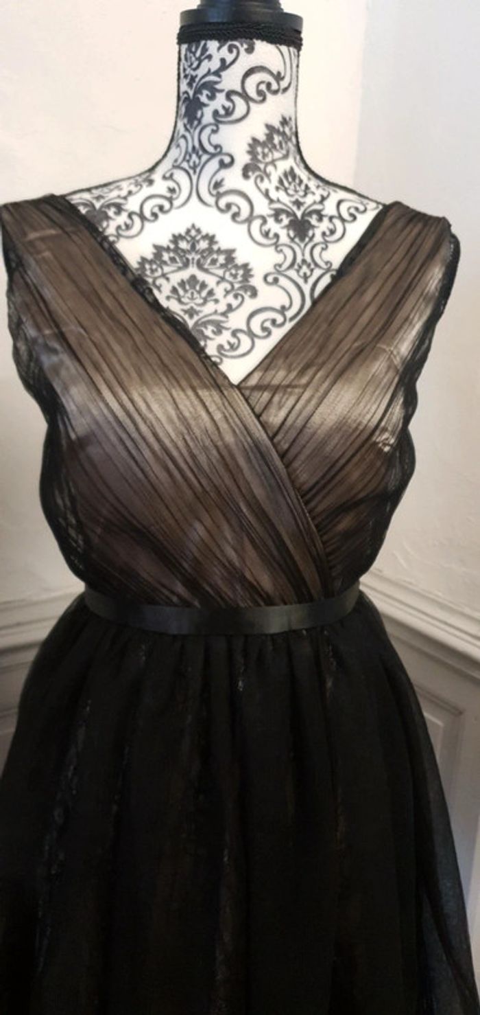robe de soirée courte noir et beige buste drapée taille 40 - photo numéro 2