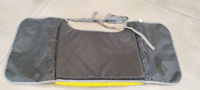 Support enfant pour voiture - photo numéro 2