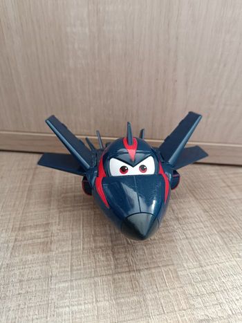 Figurine  super wings agent  chace