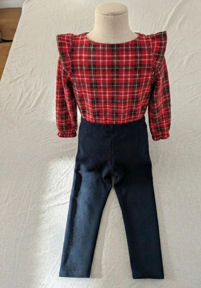 Ensemble fille 3 ans - Haut écossais rouge à volants + Legging texturé - photo numéro 2