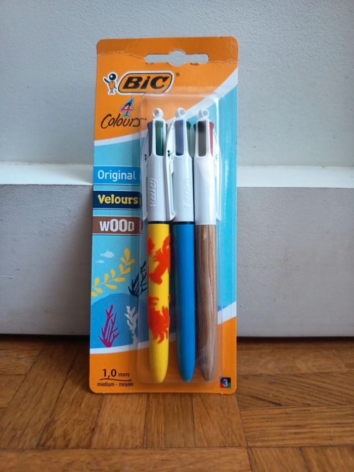 lot 3 bics 4 couleurs