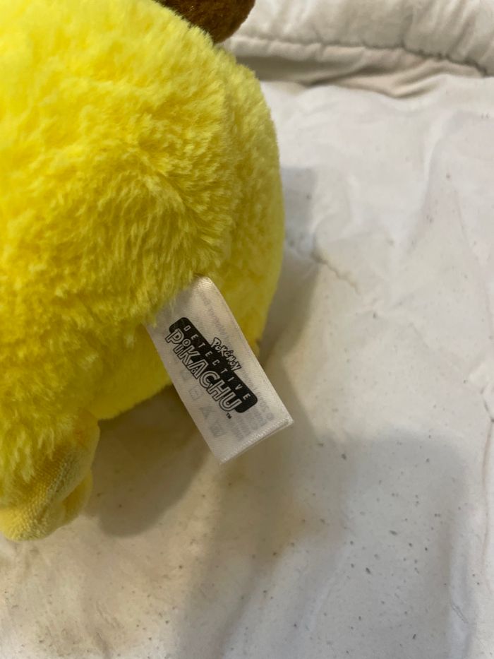 Peluche pikachu - photo numéro 3