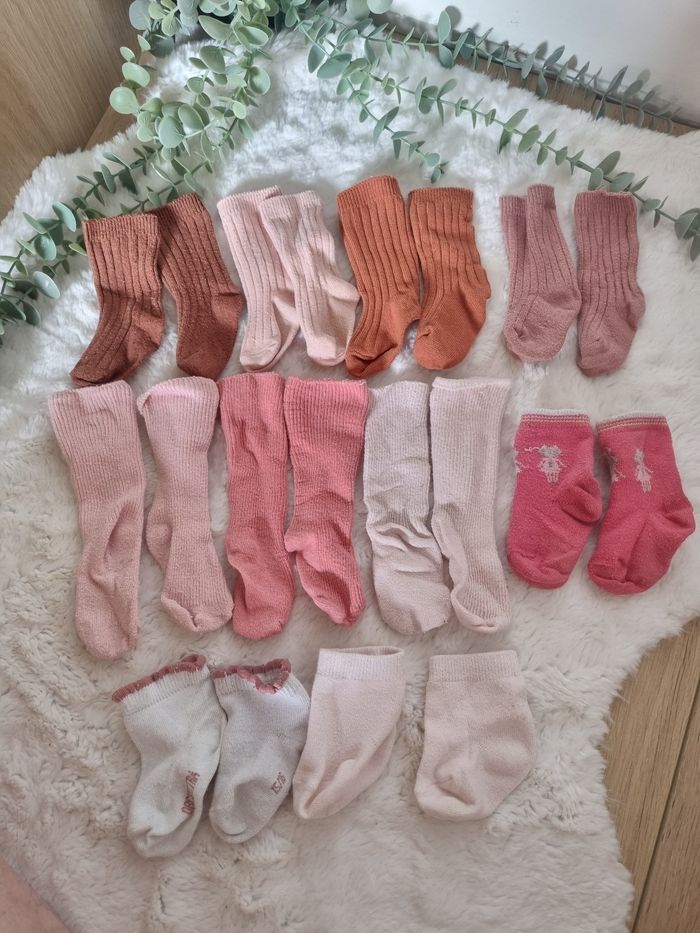 Lot chaussettes fille 15/16 - 17/18 - 18/20 - photo numéro 2