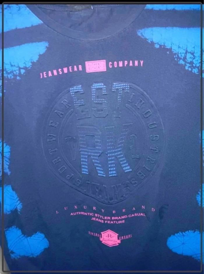 Jolie t shirt imprimée taille 42/44 - photo numéro 2