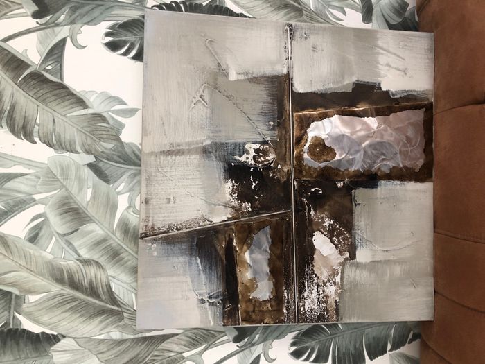 Toile carrée dans les tons taupe et marron