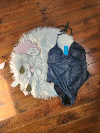 Jolie maillot de bain taille L Neuf