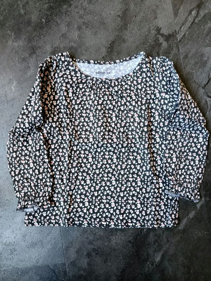 Lot de vêtements ×11 en 4 ans - photo numéro 5