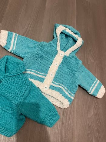 2 pulls fait à main