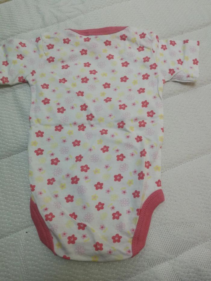 Lot de 3 bodies 6M - photo numéro 12