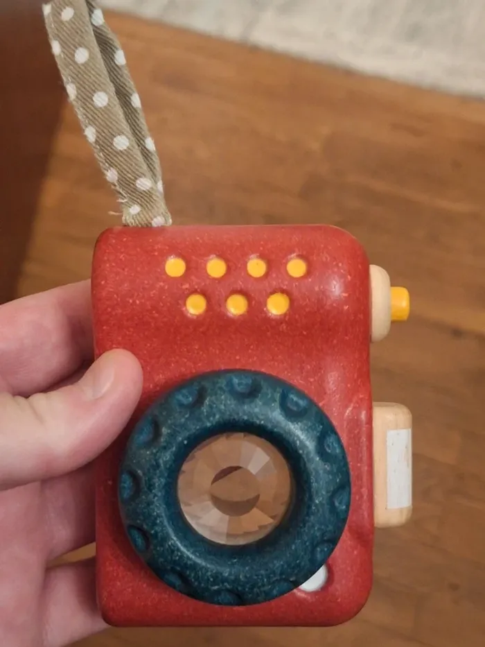 appareil photo en bois