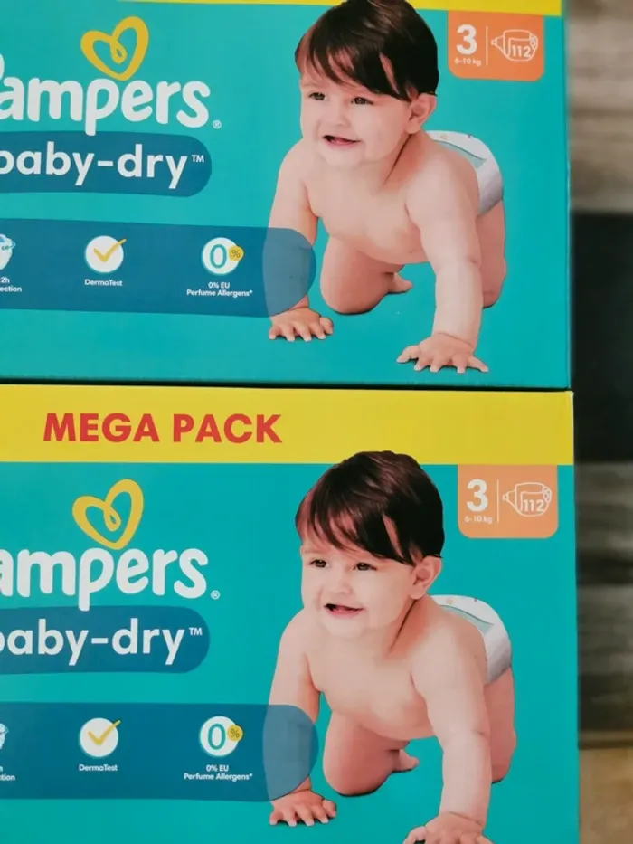 Lot de 3 cartons Pampers Baby dry taille 3- 6 à 10 kg - 112 couches - photo numéro 3