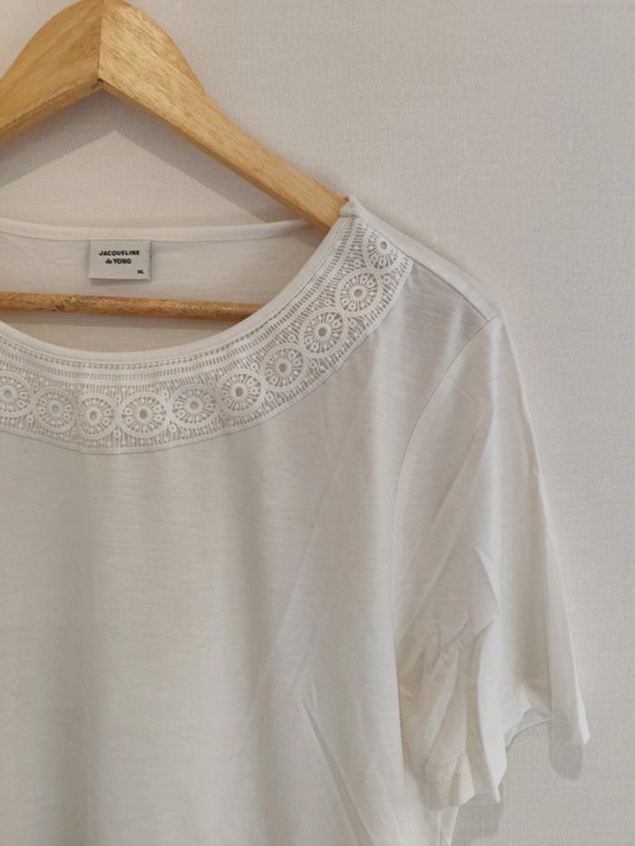Tee shirt blanc - photo numéro 2