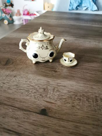 Funko pop disney live action la belle et la bête miss samovar zip 246