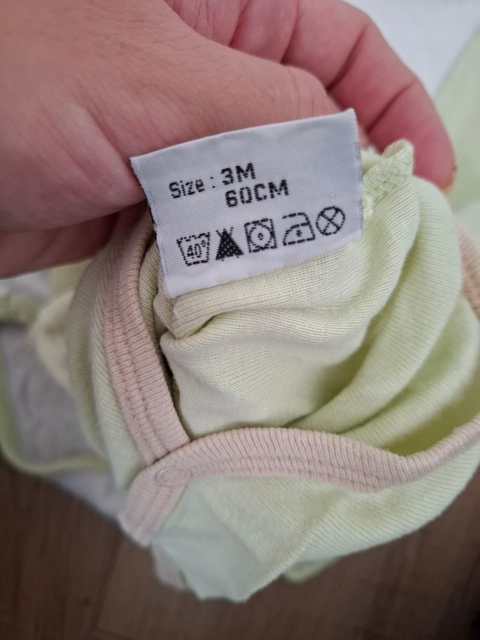 bodies bébé - photo numéro 4