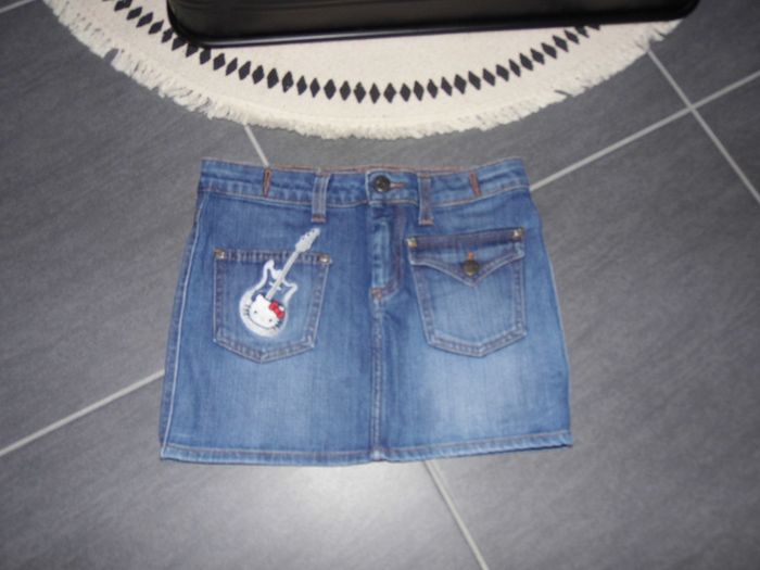 Jupe fille đź‘§ 10 ans