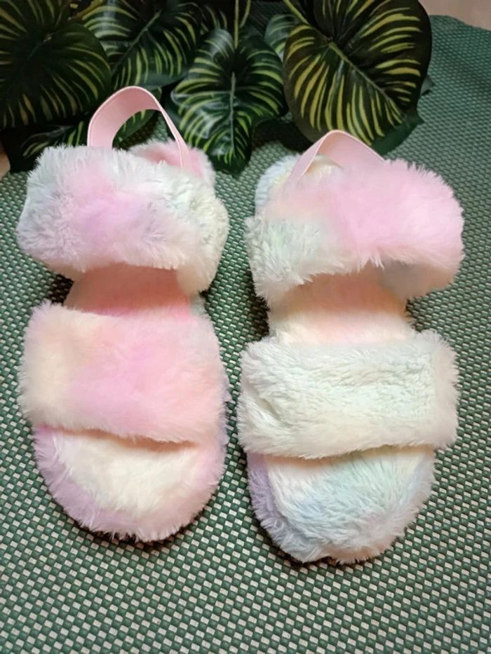 🔸Pantoufle multicolore Moumoute, Taille 40. Neuf🔸 - photo numéro 3