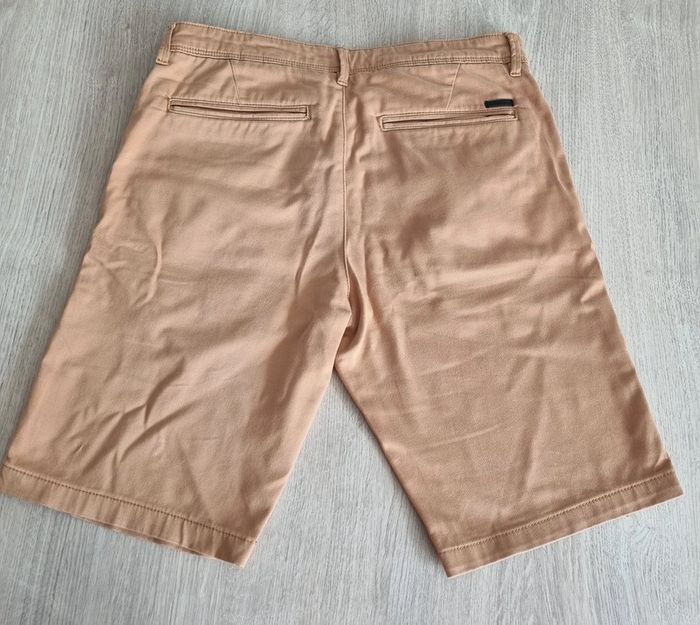 Short Jack&Jones TBE - photo numéro 2