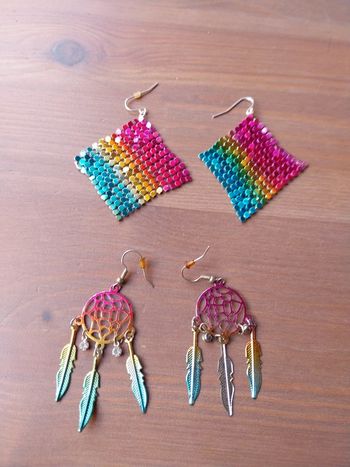 Boucles d'oreilles claires au choix, à l unité