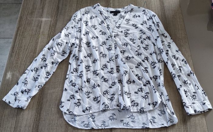 Chemisier femme taille 42 – Blanc à motifs noirs – Manches longues – Très bon état – Style chic flui - photo numéro 5