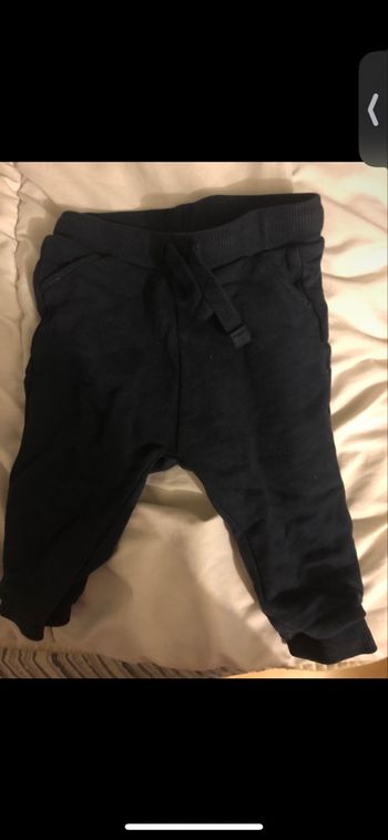 Pantalon bleu marine bébé 6 mois