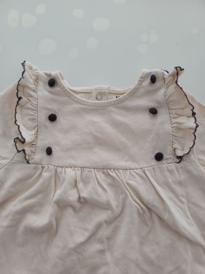Robe neuve taille 12 mois - photo numéro 2
