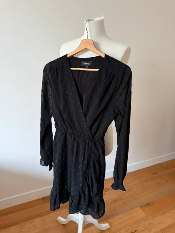 Très jolie robe d’été S/M - photo numéro 2