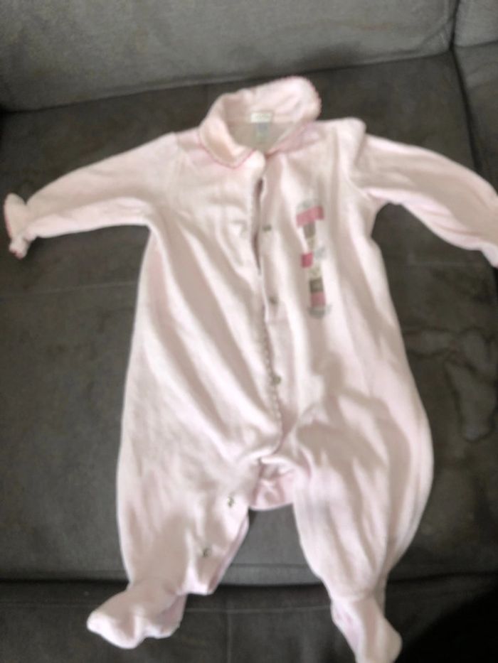 Pyjama rose chaud 1 pièces bon état Obaibi 6M
