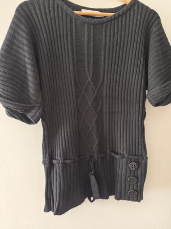 Pull noir manches chauve-souris .coton et acrylique 