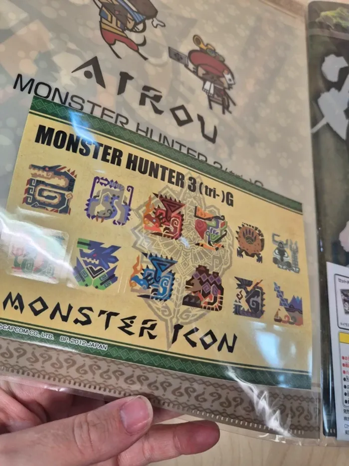 Set 2 pochettes à coin + Stickers Monster Hunter 3G - photo numéro 5